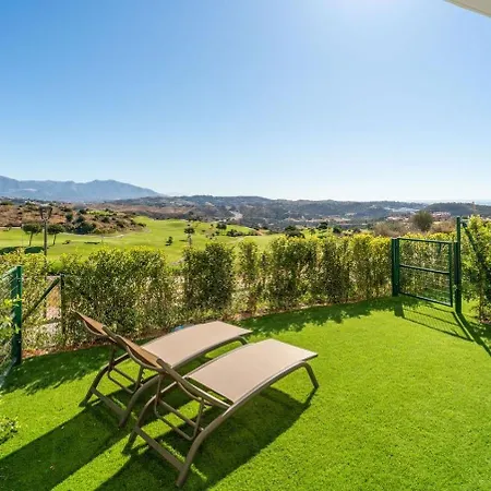Apartment Stylish With Garden And Amazing View
